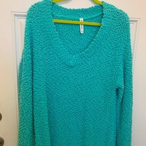 Zenana turquoise premium popcorn sweater. Extra soft. Size XL